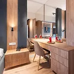 Mohost Alive Modern Serenity With Terrace View アパート ブラショフ